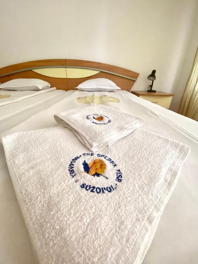 Family Hotel The Golden Fish Sozopol Bagian luar foto