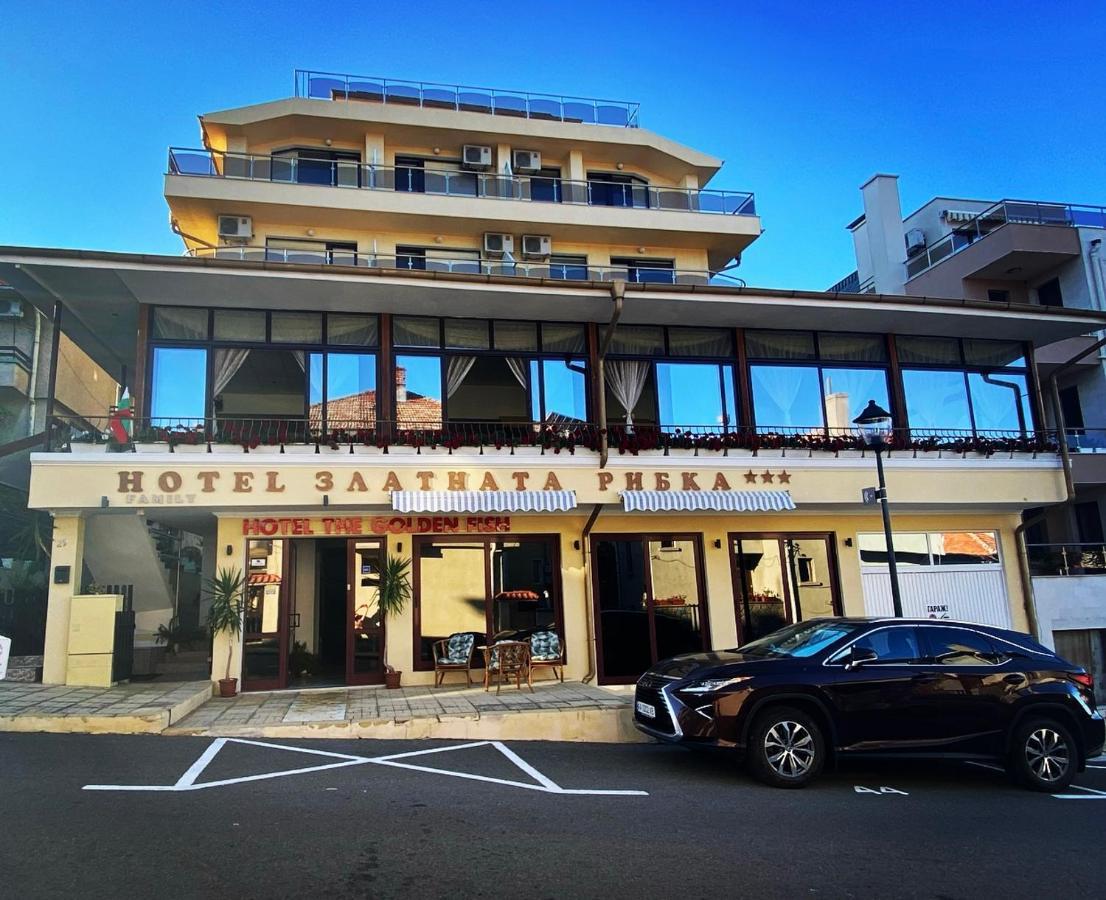 Family Hotel The Golden Fish Sozopol Bagian luar foto