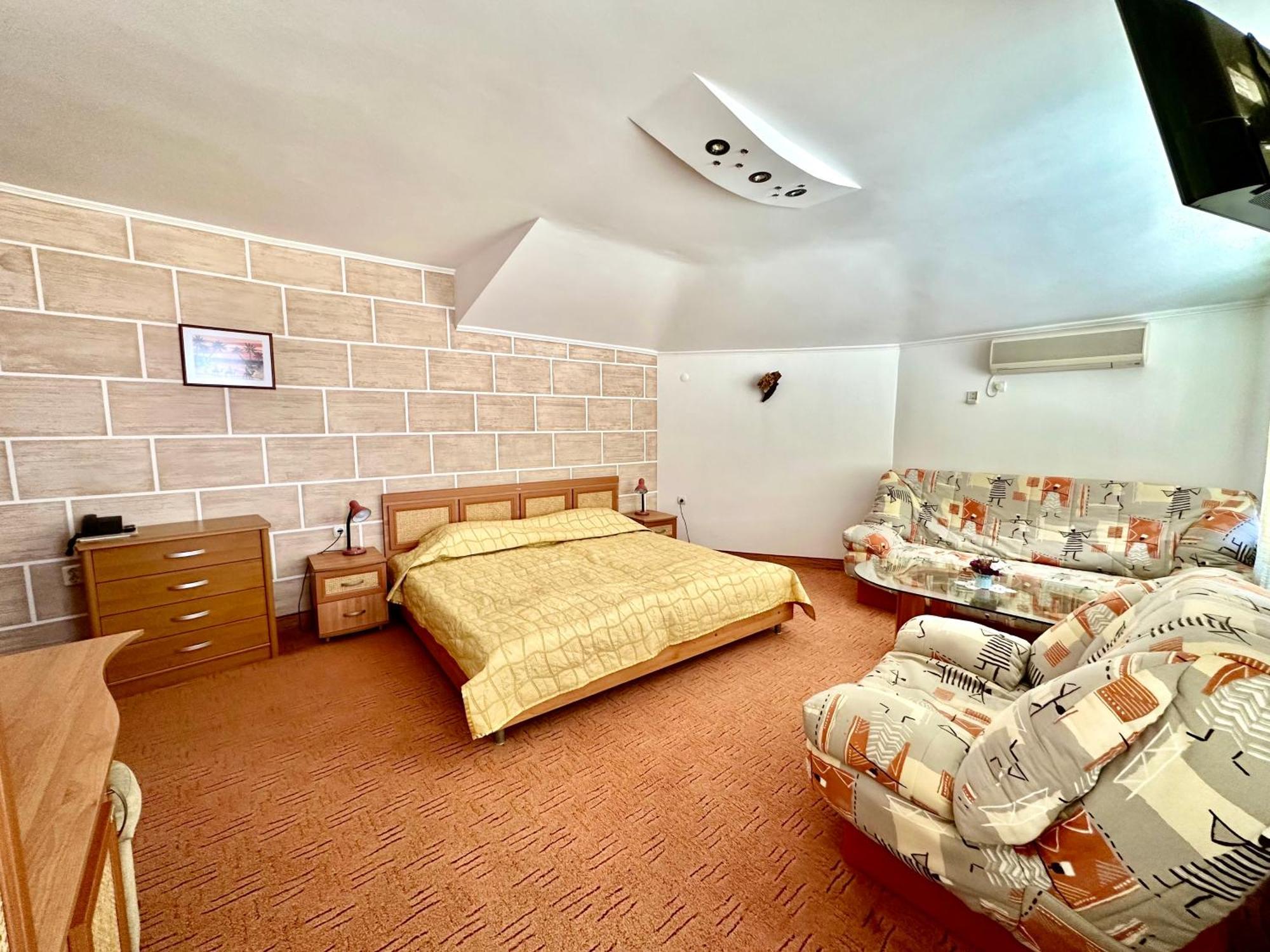 Family Hotel The Golden Fish Sozopol Bagian luar foto